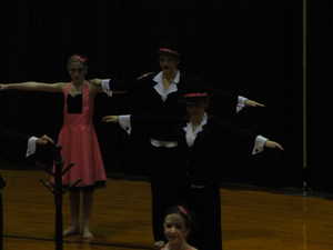 2010 CHRISTMAS-BAILEE DANCE COMP-SCIENCE PROJECT 221.jpg