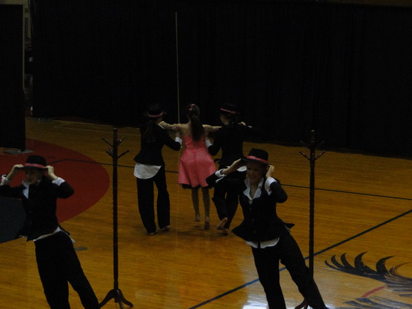 2010 CHRISTMAS-BAILEE DANCE COMP-SCIENCE PROJECT 224.jpg