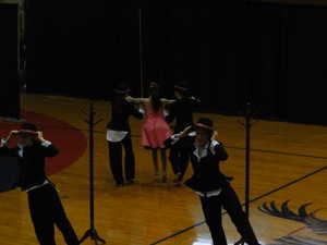 2010 CHRISTMAS-BAILEE DANCE COMP-SCIENCE PROJECT 224.jpg