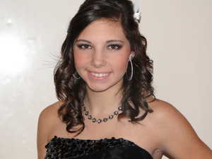 2011 BAILEE HOMECOMING 016.jpg