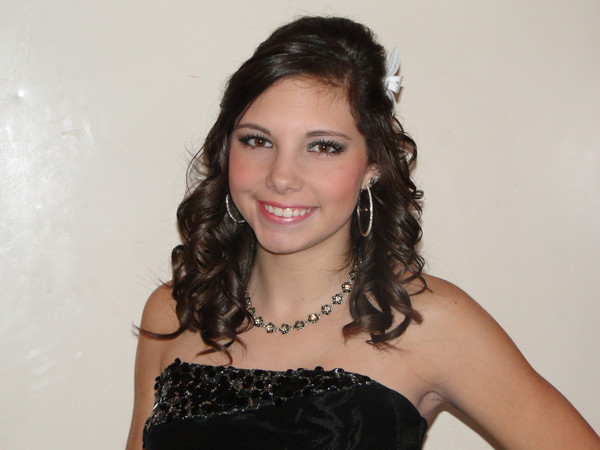 2011 BAILEE HOMECOMING 017.jpg