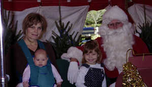 bailee-cassie-mommy-santa.jpg